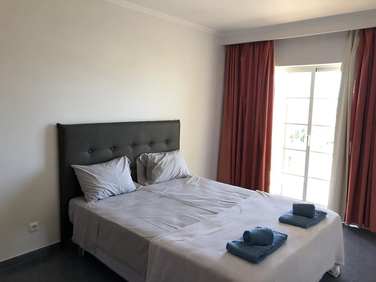 Semesterbostad Pera Heights Villa
