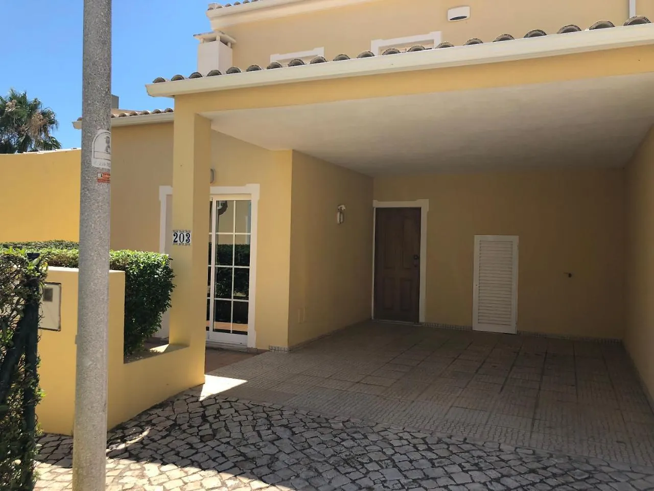Semesterbostad Pera Heights Villa